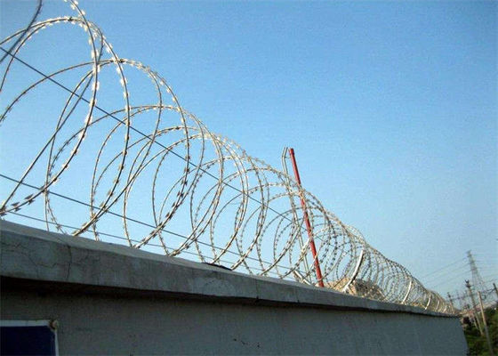 Durabile Concertina Razor Wire Single / Double Spiral Razor Wire Coil